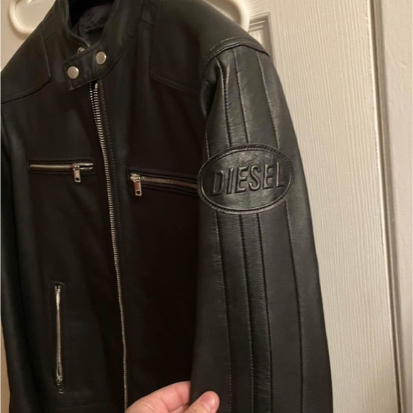 Diesel XL leather jacket. 650$. - Picture 1 of 4